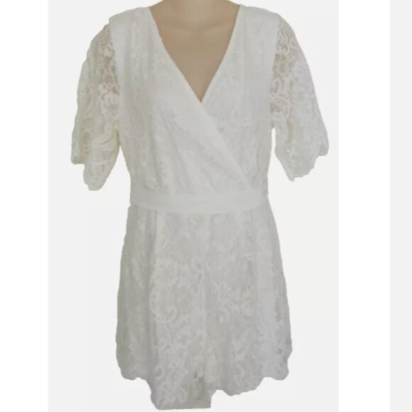 TRIXXI Eyelash Lace White Romper Spring Summer Bridal Wedding - Picture 3 of 5